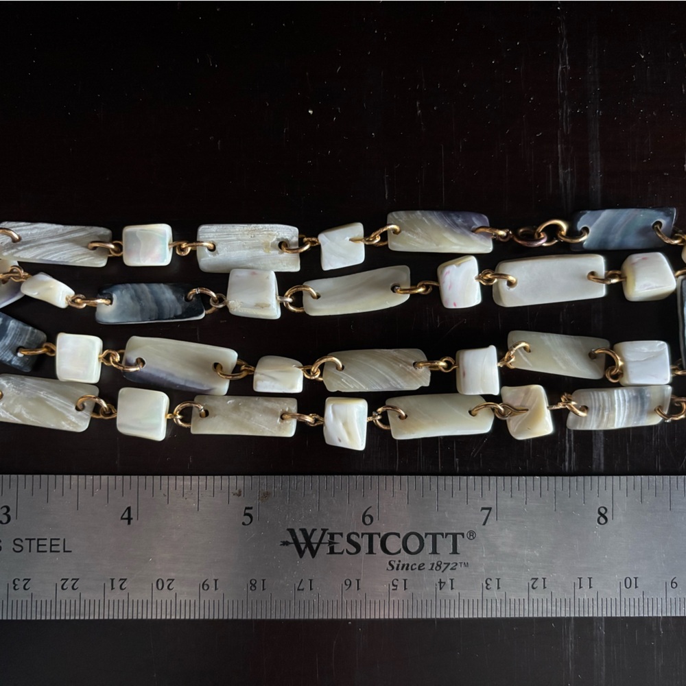 Mother of Pearl vintage necklace - Picture 9 of 9